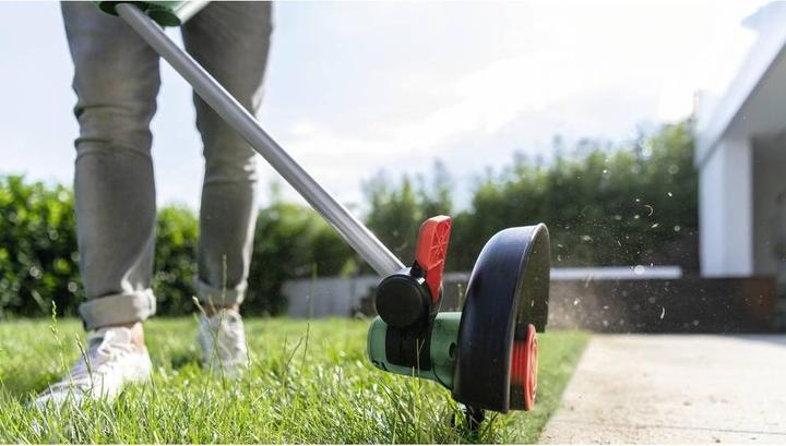 Actual product image Bosch Home & Garden UniversalGrassCut 18V-26 (1x2,5Ah) (Trim line)