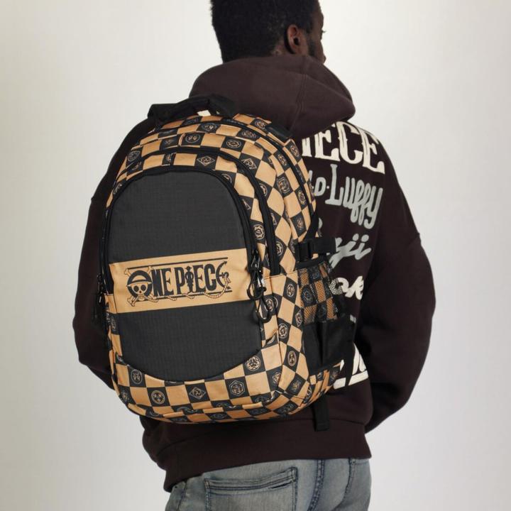 Actual product image Karactermania PLUS Running Backpack Chess (32 l)