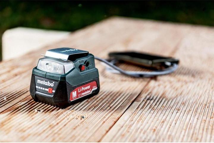 Image du produit Metabo Adaptateur de batterie 12V POWERMAXX PA 12 LED-USB (12 V)