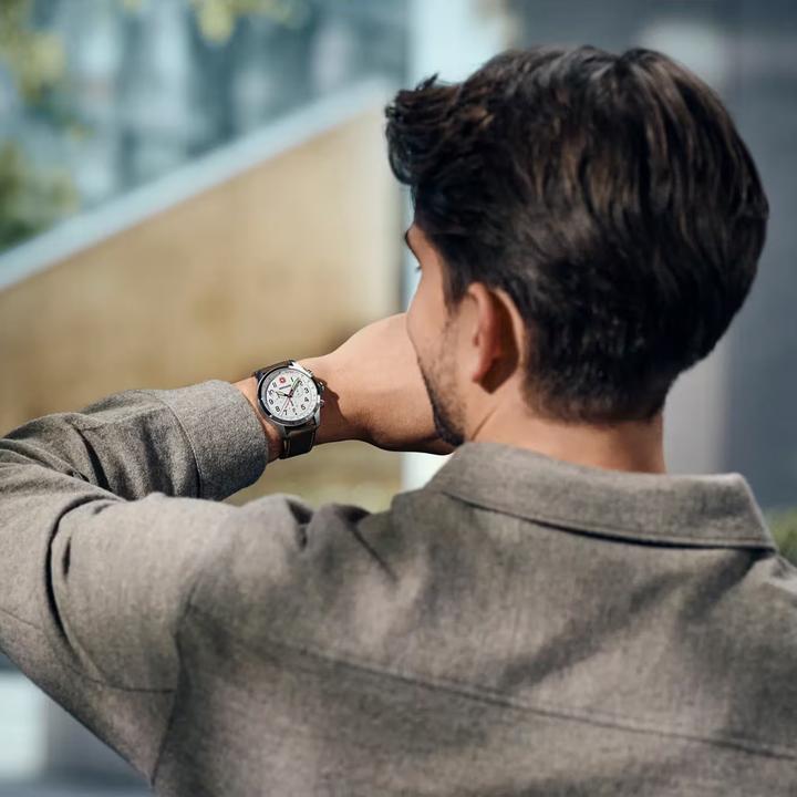 Immagine prodotto Wenger 01.0543.109 Terragraph (Cronografo, Fatto in Svizzera, Orologio da polso analogico, 43 mm)