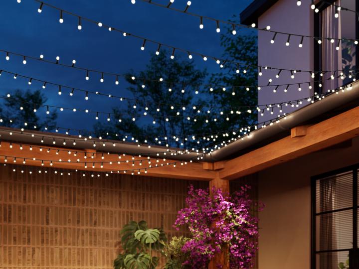 Produktbild Philips Hue Festavia (EU Stecker) (40 m)