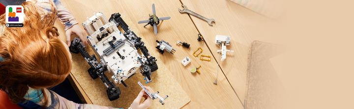 Produktbild LEGO NASA Mars Rover Perseverance (42158, LEGO Technic)