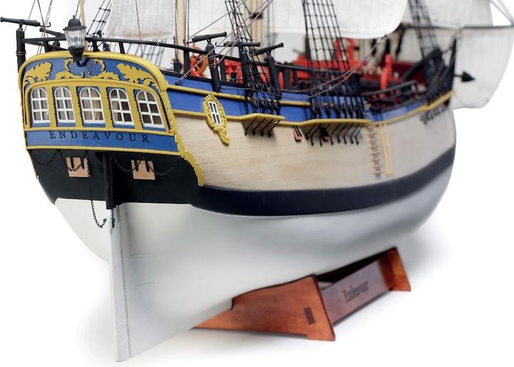 Actual product image Billing Boats HMS Endeavour 1:50 Wooden Hull - (437173)