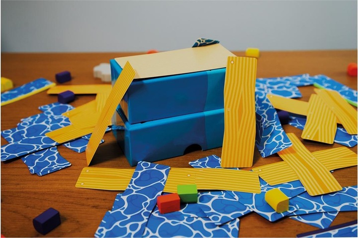 Actual product image Oink Games Nothing goes without a raft (d,f) (German, English, French)