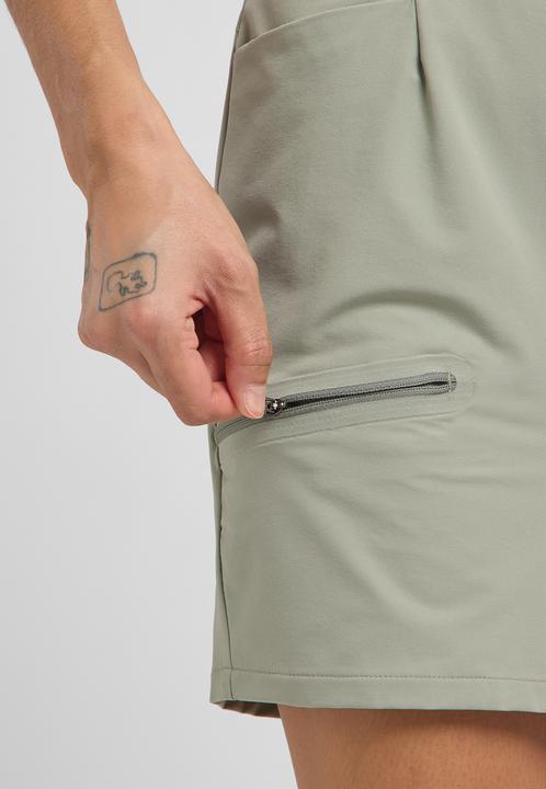 Actual product image Jack Wolfskin Prelight Stride Shorts W (34)
