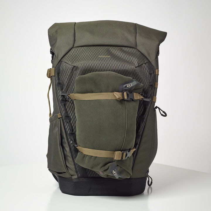 Actual product image Solognac CAMERA 900 (Camera shoulder bag, 35 l)