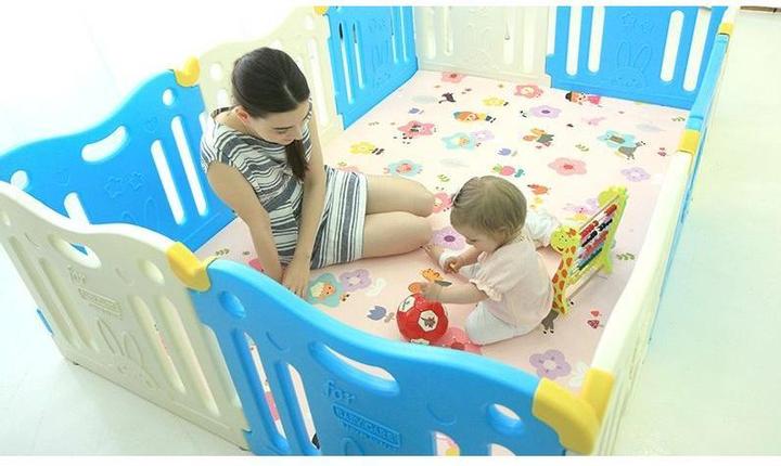 Productafbeelding Baby Care Box (219 cm, 147 cm)