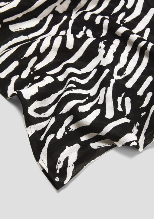 Produktbild s.Oliver Snood Loopschal mit All-over-Muster