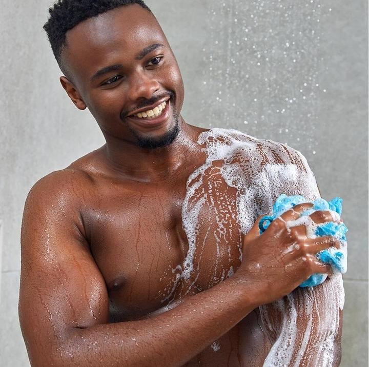 Actual product image NIVEA MEN Multipack Pflegedusche Energy (6 Stück) (1500 ml)