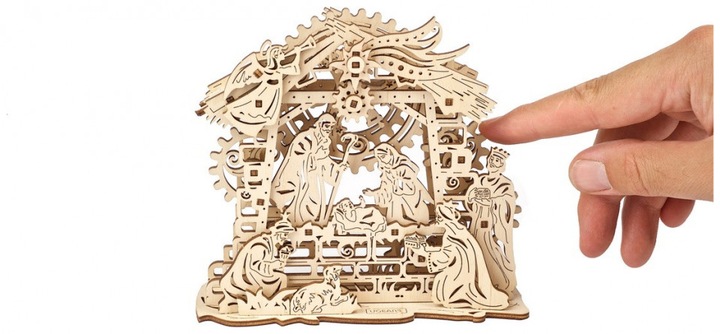 Actual product image Ugears Nativity scene