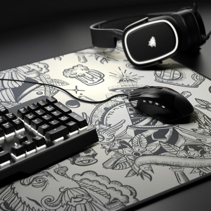 Produktbild Titanwolf Gaming Mauspad, 900 x 400mm XXL Mausmatte, verbessert Präzision & Geschwindigkeit, Sailor Tattoo (XXL)