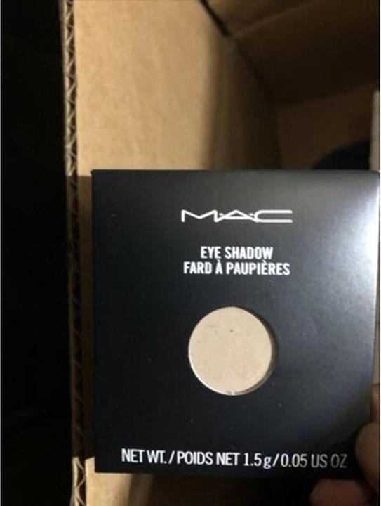 Produktbild MAC Cosmetics Eye Shadow / Pro Palette Refill Pan (Omega)