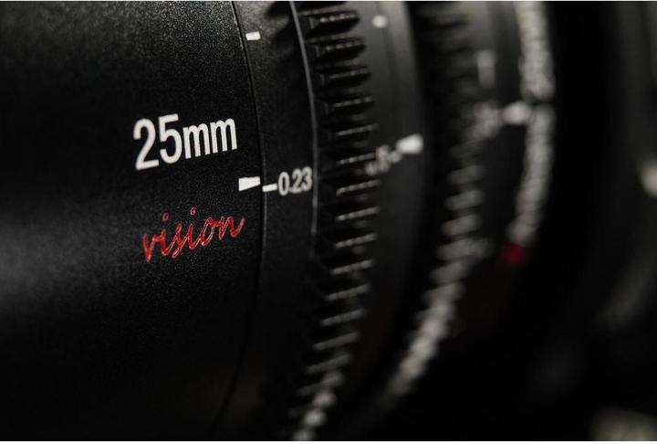 Image du produit 7artisans Focale fixe 25 mm T1.05 (Canon RF, APS-C / DX)