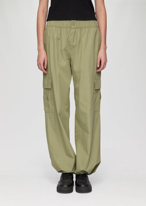 Actual product image S.Oliver Hose Wide-Leg-Hose mit Cargo-Taschen und angedeutetem Verschluss (34)