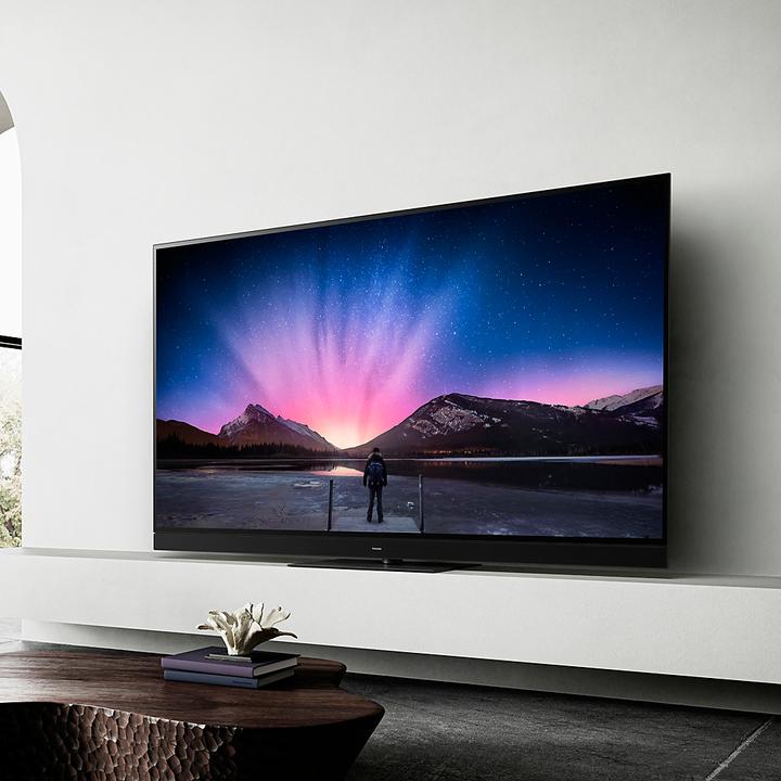Actual product image Panasonic TX-77LZW2004 (77", OLED, 4K)