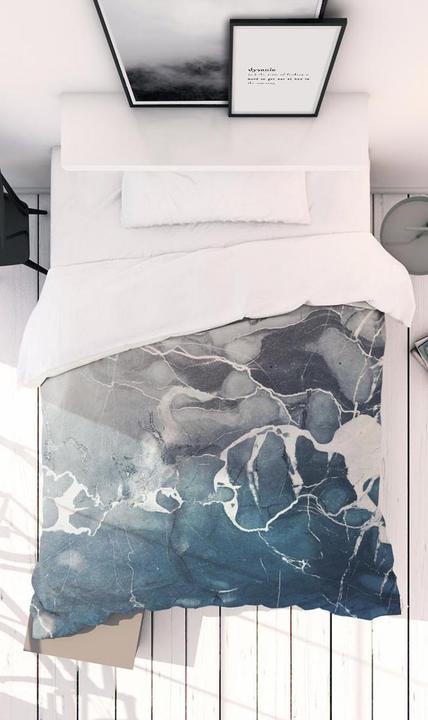 Image du produit Juniqe Blue Sea Marble - Abstrait & géométrique (Set de linge de lit, 150 x 200 cm, 65 x 65 cm)