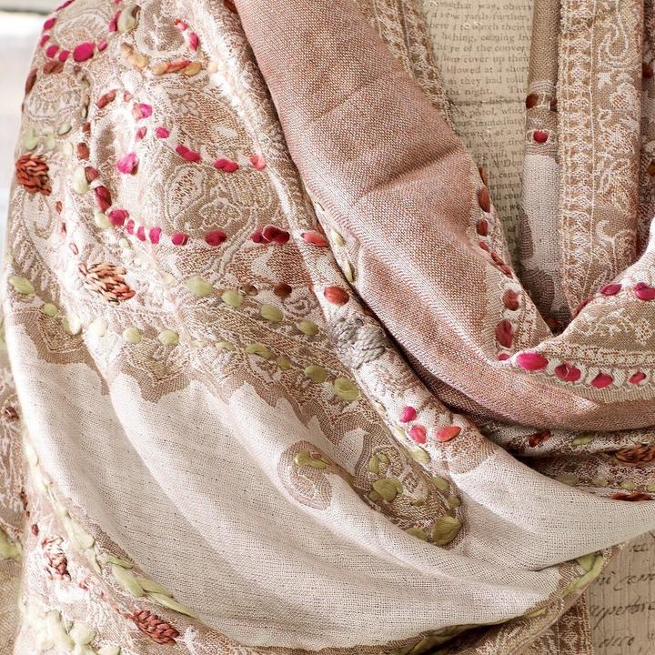 Actual product image Loberon Linou