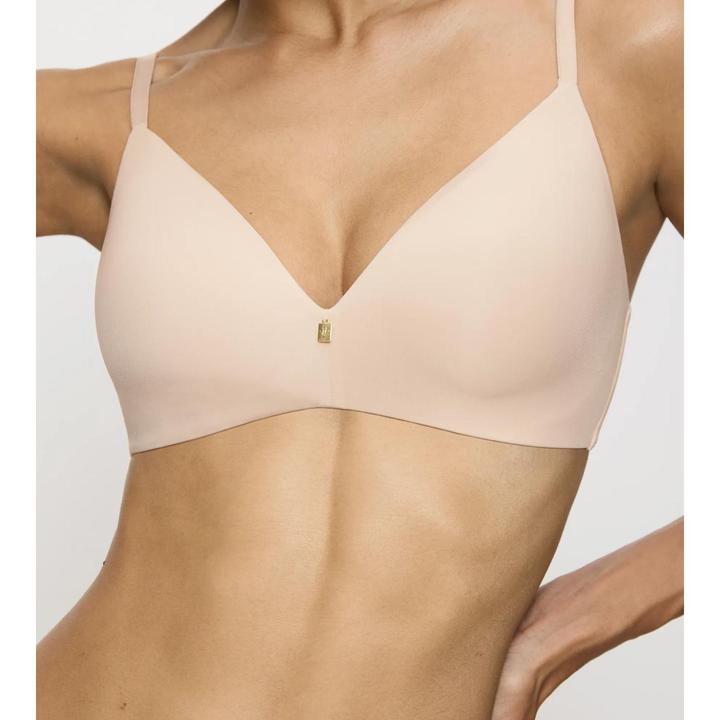 Produktbild Triumph Body Make-Up Essentials P 01 (Einzelpack, 70 C)