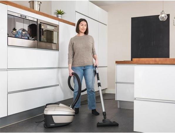Produktbild Nilfisk Staubsauger Elite Comfort CHCO14P10A1