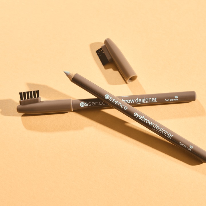 Image du produit essence eyebrow DESIGNER brosse sourcils (Blonde douce)