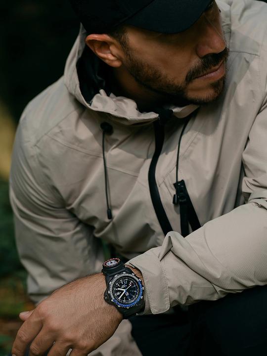 Actual product image Luminox RECON NAV SPC 8830 SERIES (Analogue wristwatch, Swiss made, 46 mm)