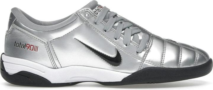 Image du produit Nike Women's Total 90 III Silver Bullet (41)