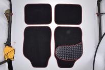 Produktbild Filmer Autoteppich-Set Alu-Look-Pad 4-teilig, rot umrande (1 Set à 4 Fussmatten)