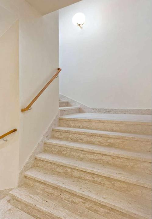 Actual product image Flos Ic C W1/W2 Led Wall Lamp (800 lm, E14)