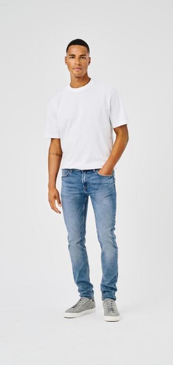 Actual product image Only & Sons ONSLoom Life Jog Slim Fit Jeans (W31/L30)