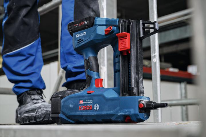 Produktbild Bosch Professional Akku-Betonnagler