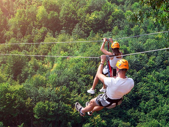 Produktbild Smartbox Paragleiten oder Zipline in Italien oder der Schweiz (4 Personen)