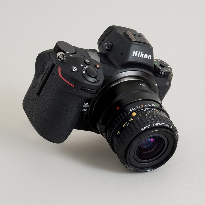 Produktbild Urth Lens Mount Adapter: Compatible with Pentax K Lens to Nikon Z Camera Body