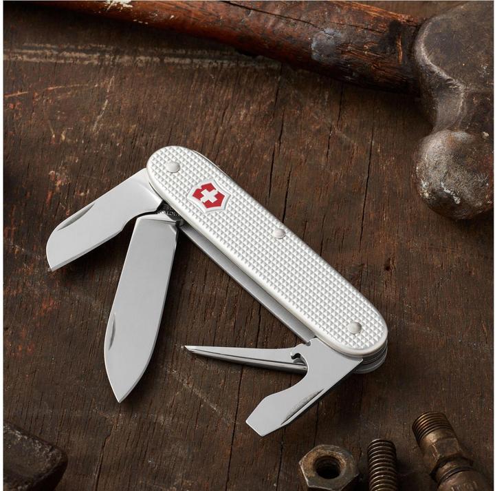 Actual product image Victorinox Swiss Army Knife Quantity