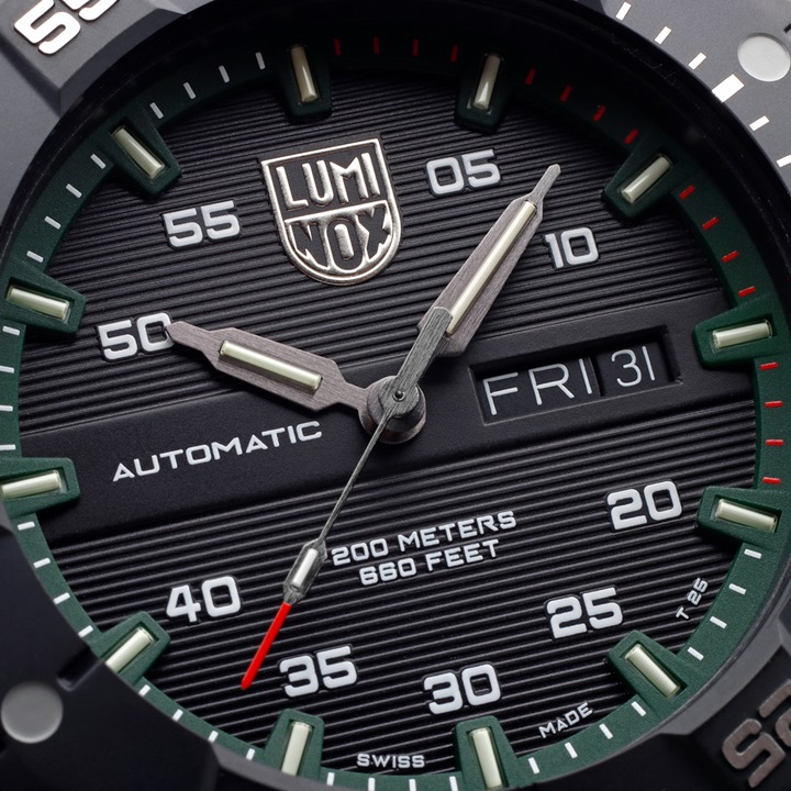Immagine prodotto Luminox Maestro (Fatto in Svizzera, 45 mm)