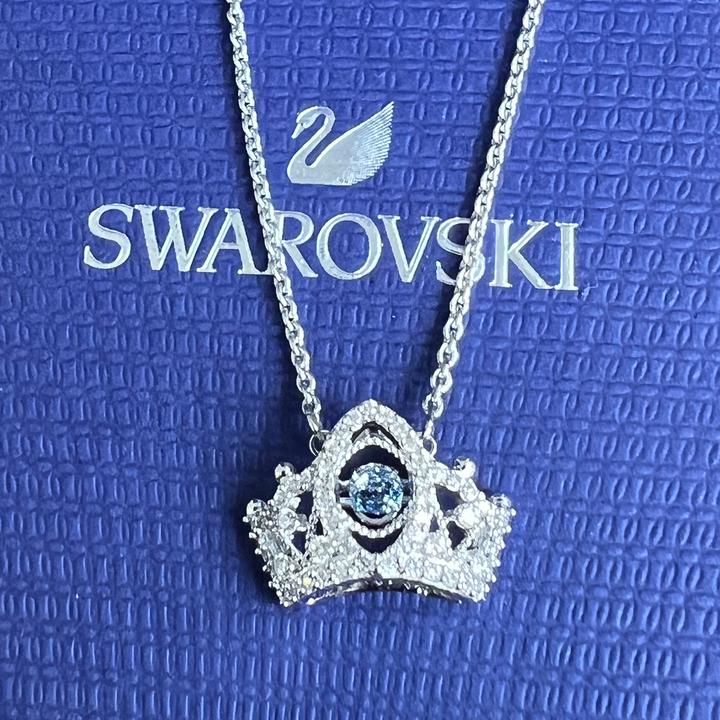 Actual product image Swarovski Bee a Queen necklace 5501080 (38 - 43 cm)