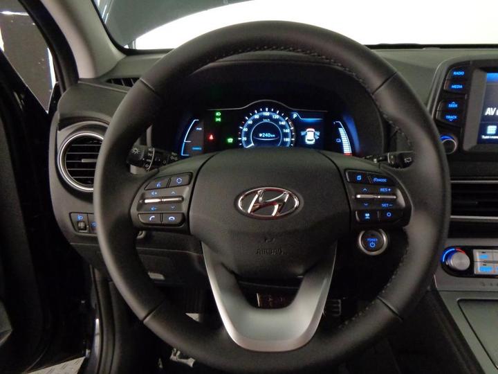 Hyundai Kona EV Premium Plus mit 39.2 kWh Batterie, Modelljahr: 2019 (Elektro, 136 PS)