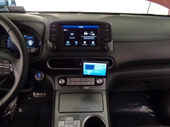 Image du produit Hyundai Kona EV Premium Plus avec batterie de 39,2 kWh, année modèle : 2019 (Électrique, 136 PS)