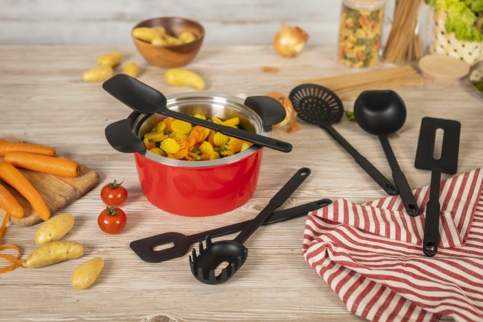 Actual product image Kuhn Rikon Swiss kitchen utensil set