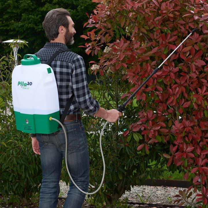 Actual product image Ribimex PILA 20 Battery-powered backpack spray pump 20 litres 12 V8 Ah (20 l)
