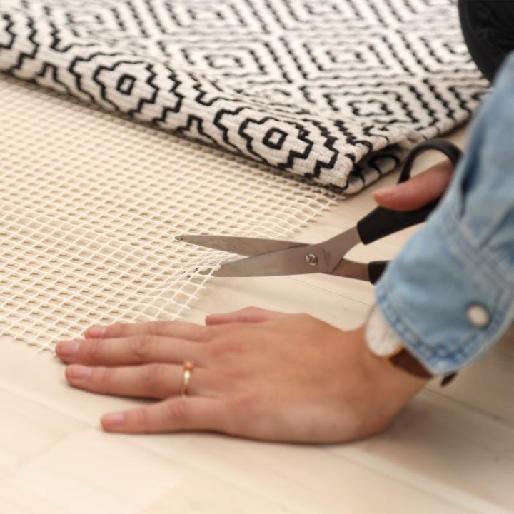 Actual product image Relaxdays Anti-Slip Rug Pad (120 x 180 cm)