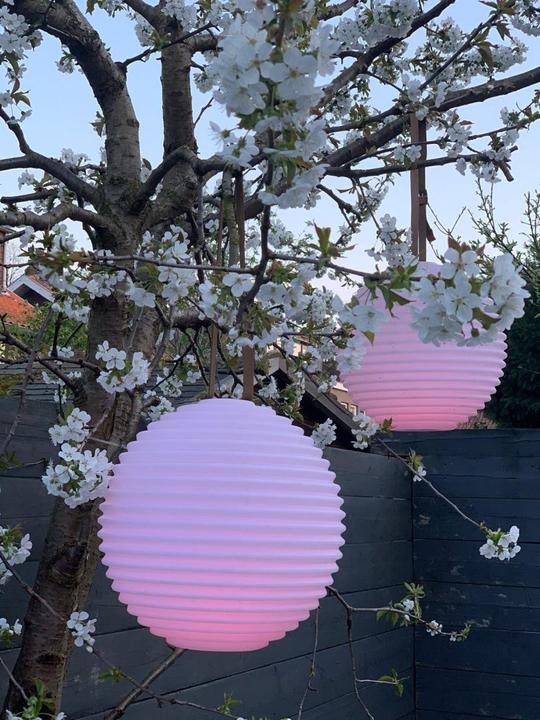 Produktbild Nikki.Amsterdam The Ball Akku-LED-Leuchte, mehrfarbig (RGB), Fernbedienung, strahlwassergeschützt (