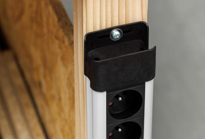 Image du produit Bachmann Prises multiples (4x, CEE 7/7, PECO 7/5, Type 13, 2 m)