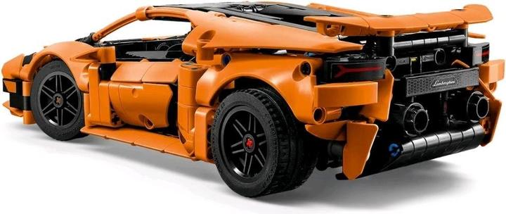 Actual product image LEGO Technic Lamborghini Huracán (42196, LEGO Technic, LEGO Rare Sets)