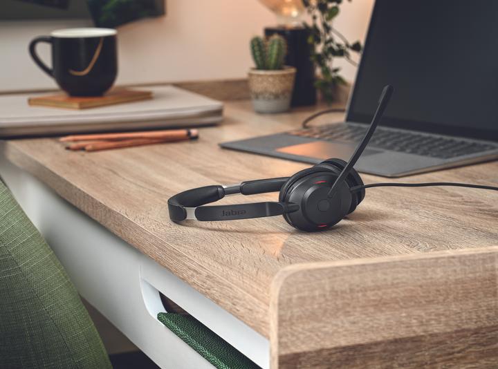 Produktbild Jabra Evolve2 30 SE UC Stereo NC (USB-C) (Kabelgebunden, USB-C)
