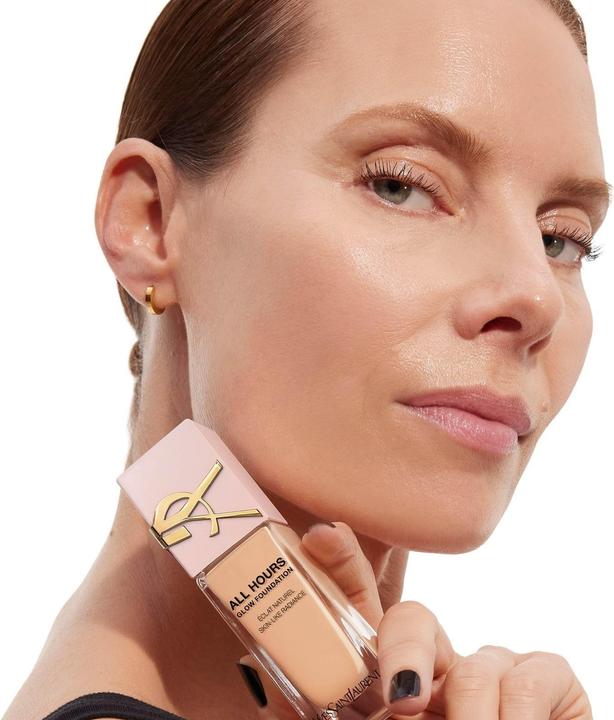 Produktbild Yves Saint Laurent All Hours Glow Foundation (LN6)