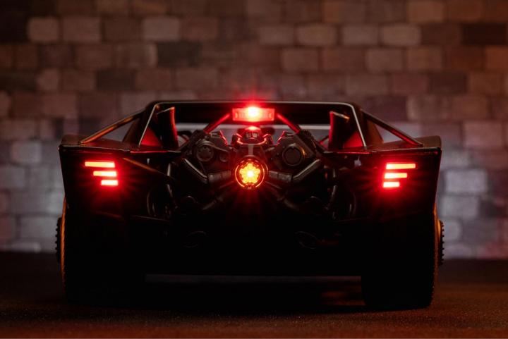 Immagine prodotto Jada Batman Batmobile 2022