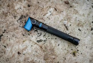 Immagine prodotto Newell FL250L USB-C taktische Taschenlampe (250 lm)