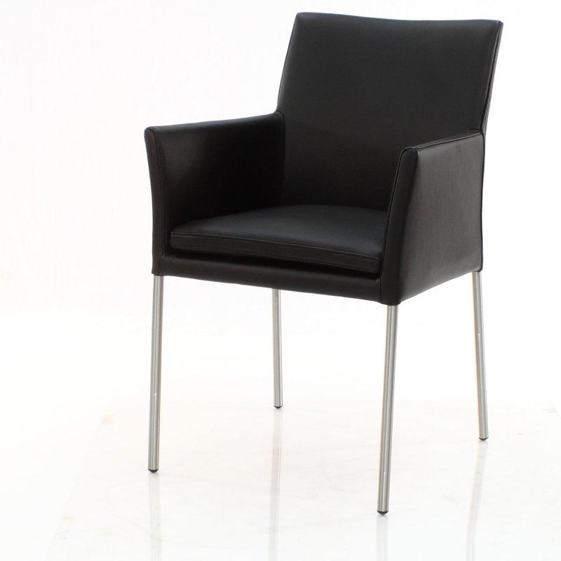 SIX, Stühle, Ein stabiler und wertiger Lederstuhl mit Armlehnen und gebürsteten Edelstahl Füssen.