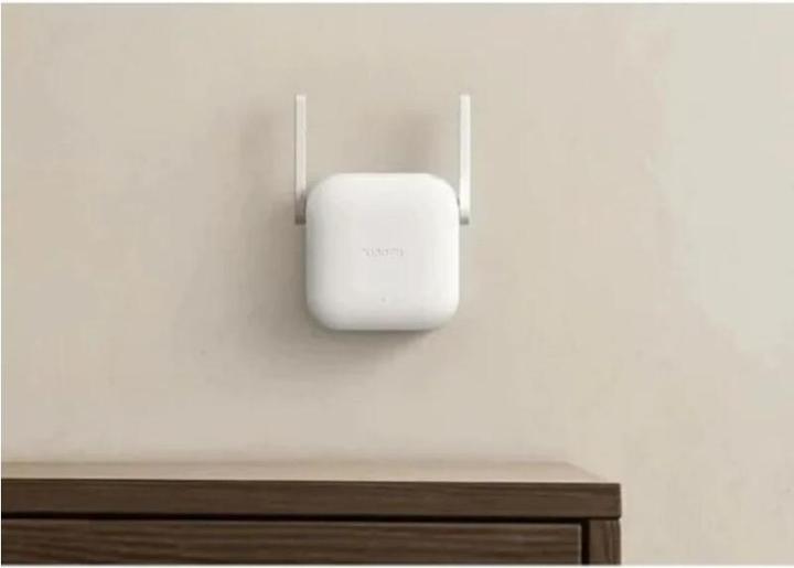 Actual product image Xiaomi Wi-Fi Range Extender N300 White EU (300 Mbit/s)