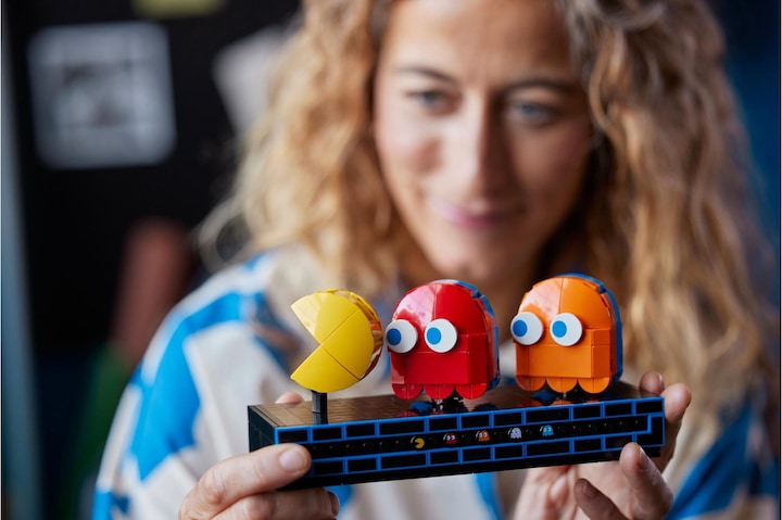 Actual product image LEGO PAC-MAN Arcade 10323 (10323, LEGO Icons, LEGO Rare Sets)